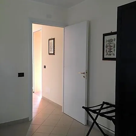Baia Dei Delfini 호텔